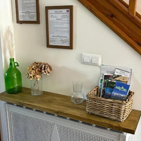 Turistico La Jenduda * Ojedo