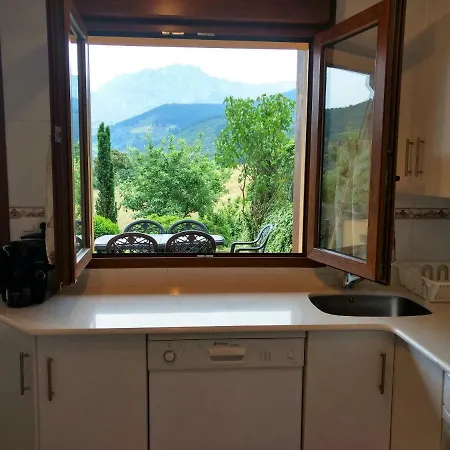 Nyaraló Turistico La Jenduda *
